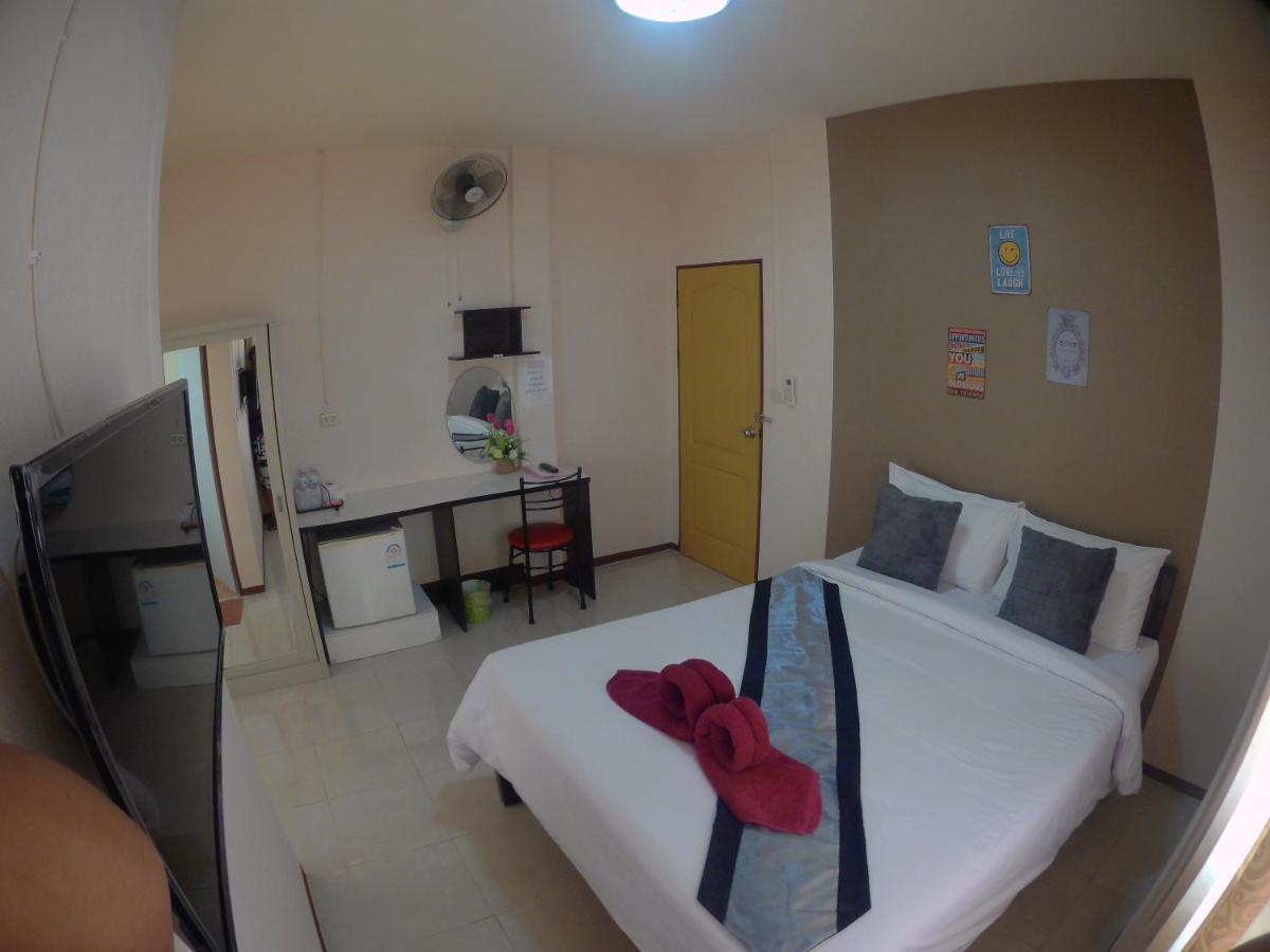 Bed and Breakfast Nt House à Chiang Rai Extérieur photo