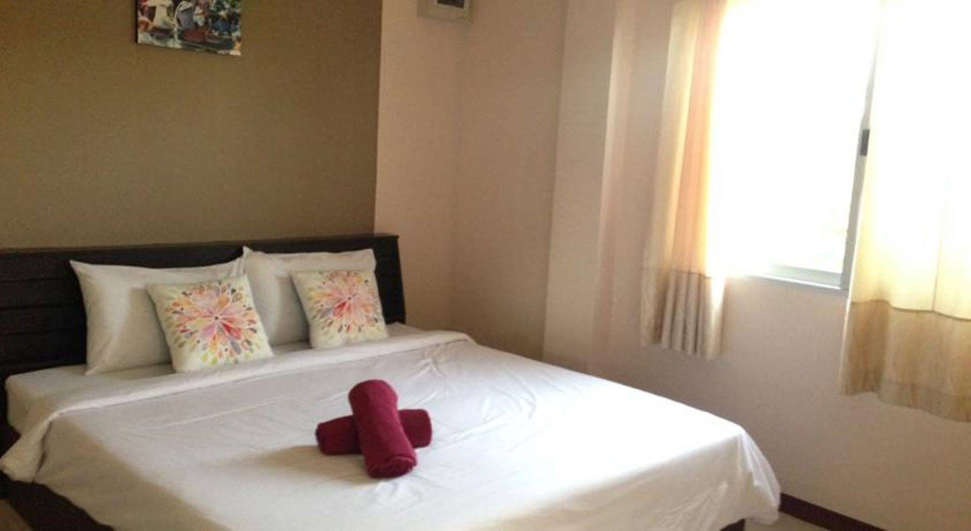 Bed and Breakfast Nt House à Chiang Rai Extérieur photo